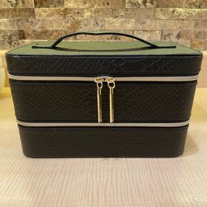 Lancôme Double Zip Makeup Case